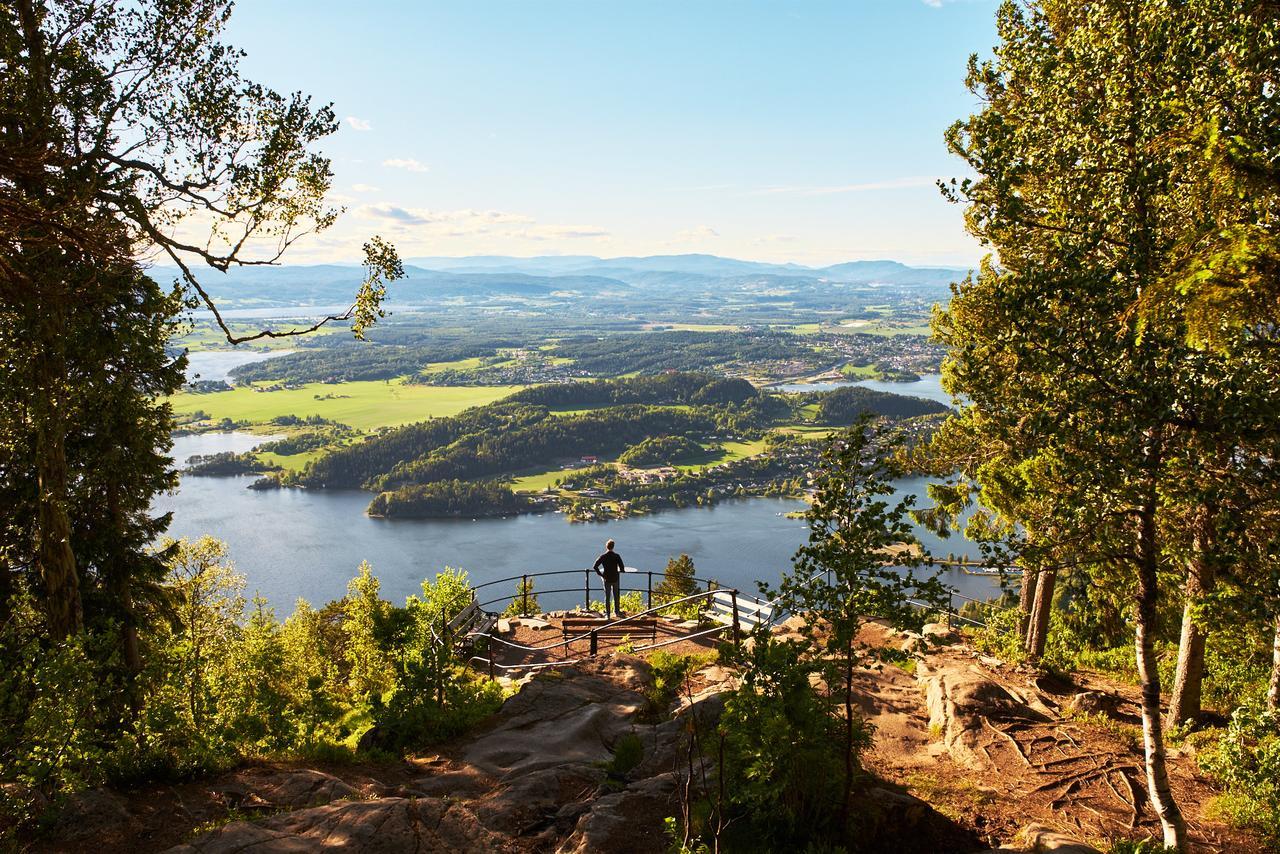 Kleivstua Hotel Near Krokskogen Sundvollen ภายนอก รูปภาพ